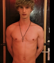Cute boys shirtless selfie starlight twink tube 626f9f80f16f8.jpeg
