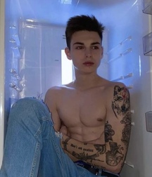 Cute twinks flex shirtless boys porn 627b602783575.jpeg
