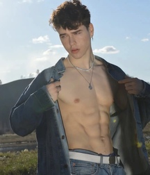 Cute boys flex twinks gay porn 62a0800a8891b.jpeg