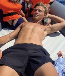Sexy twinks flex boys gay porn 62ab10748dc46.jpeg