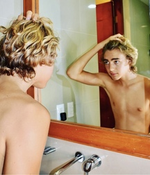 Sexy twinks flex boys gay porn 62ab107d171ce.jpeg