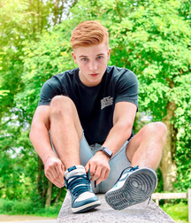 Cuties Shirtless Sexy Twink Porn Holiday 62b5674a7cf07.jpeg