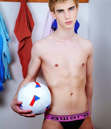 Twinks flex twink tube shirtless boys best 62bd4db272324.jpeg