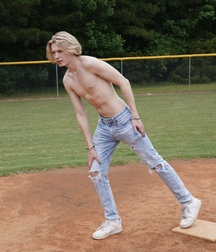 Twinks flex twink tube shirtless boys best 62bd4df1ef2ae.jpeg