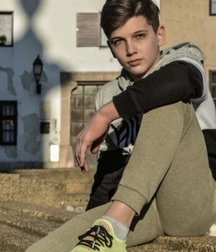 Cute boys stunning twink tube super bros 62d10e8d39c00.jpeg