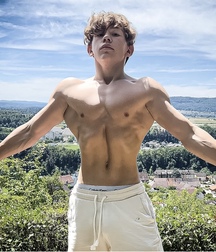 Cute twinks selfie cam boys porn 62d505d52c3be.jpeg
