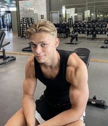 Cute twinks selfie cam boys porn 62d505df0bfb5.jpeg