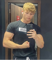 Cute twinks selfie cam boys porn 62d505ee3b455.jpeg