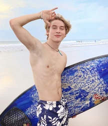 Handsome boys ripped abs jock twink tube 62f35fc357902.jpeg