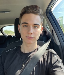 Handsome boys jock summer time love boys tube 62fa18a967927.jpeg