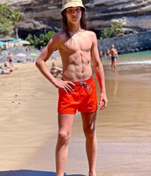 Hot bodies shirts optional twink tube boys 62882bc0e8e61.jpeg