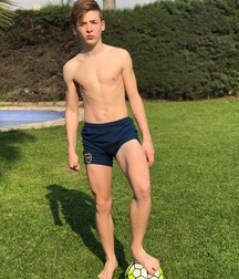 Love Feet Summer Time showing boys porn outdoors 624d63b175736.jpg