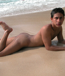 Love Feet Summer Time showing boys porn outdoors 624d65666d595.jpg