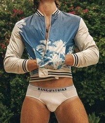 Amateurs guys gay porn a little of everything 6266396961e70.jpg