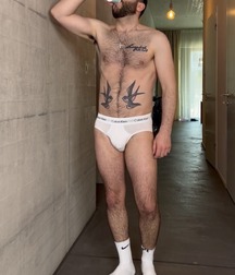 beautiful young people flex gay porn 626dcdc2b9931.jpg