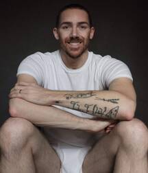 beautiful young people flex gay porn 626dcdd21cfcf.jpg