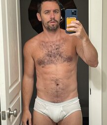 beautiful young people flex gay porn 626dcdec1d957.jpg