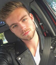 Beautiful young amateurs men gay porn 626df402c632b.jpg