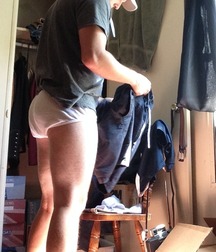 Young guys amateurs with underwear and butts big  626f587cb8859.jpg