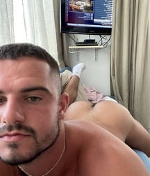 cute young men with athletic bodies boys porn 6272fe1db135f.jpg