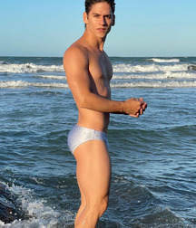 Porn Guys amateurs with underwear  62a94316013c8.jpg