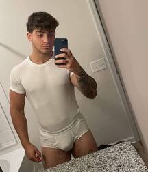 Porn Guys amateurs with underwear  62a9431ae5c5a.jpg