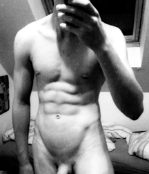 German straight Teen Gordon Selfies 625bfae70cc28.jpg
