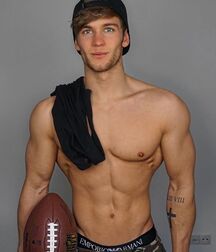 Very cute guys athletic twink tube selected 627299c54e96c.jpg