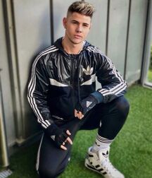 Odds and Sods Twink Tube Guys 62e73d048b203.jpg
