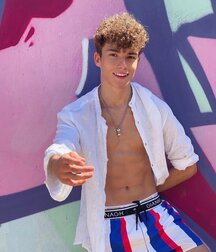 Happy Gay Twink Romeo Porn Guys 6291c5a8aa673.jpg
