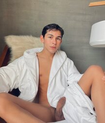 Various Twinks Gay Porn Selfie Boys 62b9a09e8ef9b.jpg