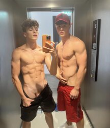 Various Twinks Gay Porn Selfie Boys 62b9a147b146f.jpg