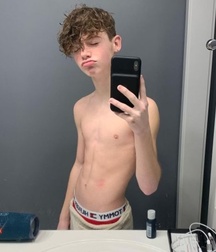 The beauty of boys cute shirtless twink tube 6269067487132.jpeg