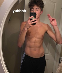 Twinks garden gay porn boys selfies 62930f534c438.jpeg