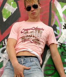 Curt solo outdoors teen gay porn tube 626d9bdacdfe4.jpg