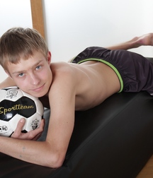 Ben Kingston solo boys porn 6270ebf446ce8.jpg