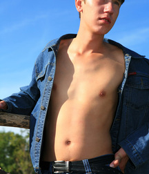 Teen farmer Tom solo outdoors boys porn 6272919bc4461.jpg