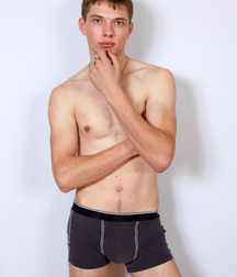 Atletic Bernard solo on sofa boys porn 6273daed8462e.jpg