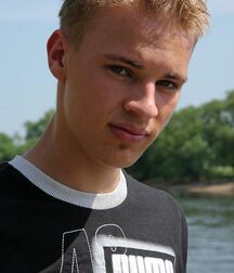 Blond Sander naked outdoors boys gay porn