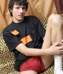 Cute Tosha jerks off gay boys porn 6274db7f36182.jpg