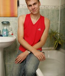 Steven sol in the bathroom gay boys porn 6274e8ef220db.jpg