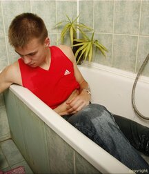 Steven sol in the bathroom gay boys porn 6274e96711d38.jpg