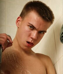 Steven sol in the bathroom gay boys porn 6274e9ee387b7.jpg