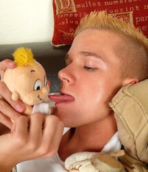 Blond Timmy jerks off on sofa boys porn 6274f9c826fe3.jpg