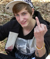 Skater Richard Hanzlik jerks off outdoors boys porn 6278cff3a8193.jpg