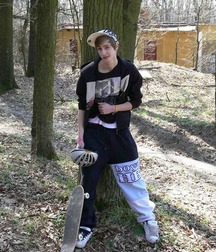 Skater Richard Hanzlik jerks off outdoors boys porn 6278d0099d316.jpg