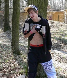 Skater Richard Hanzlik jerks off outdoors boys porn 6278d024ac622.jpg