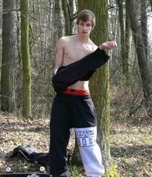 Skater Richard Hanzlik jerks off outdoors boys porn 6278d0fd68bf7.jpg