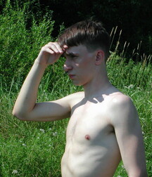 Andrey wanking and cumming outdoors boys porn 6278d8d7b1468.jpg