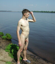 Andrey wanking and cumming outdoors boys porn 6278d8f8c91c1.jpg